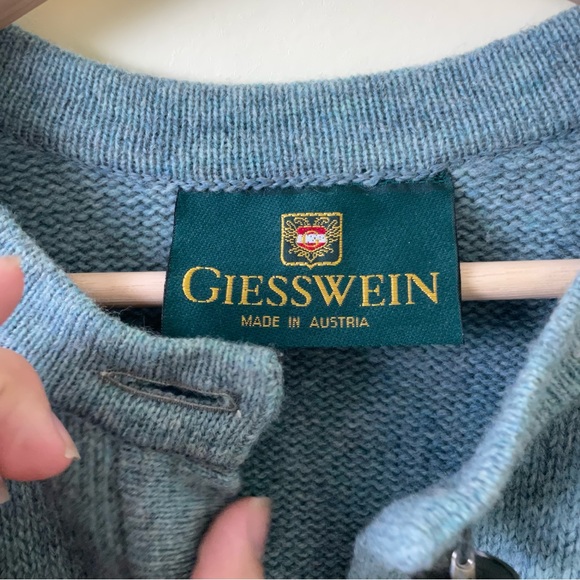 Vintage Austrian 100% Wool Embroidered Flower Cardigan Sweater SZ 8 - Picture 7 of 12